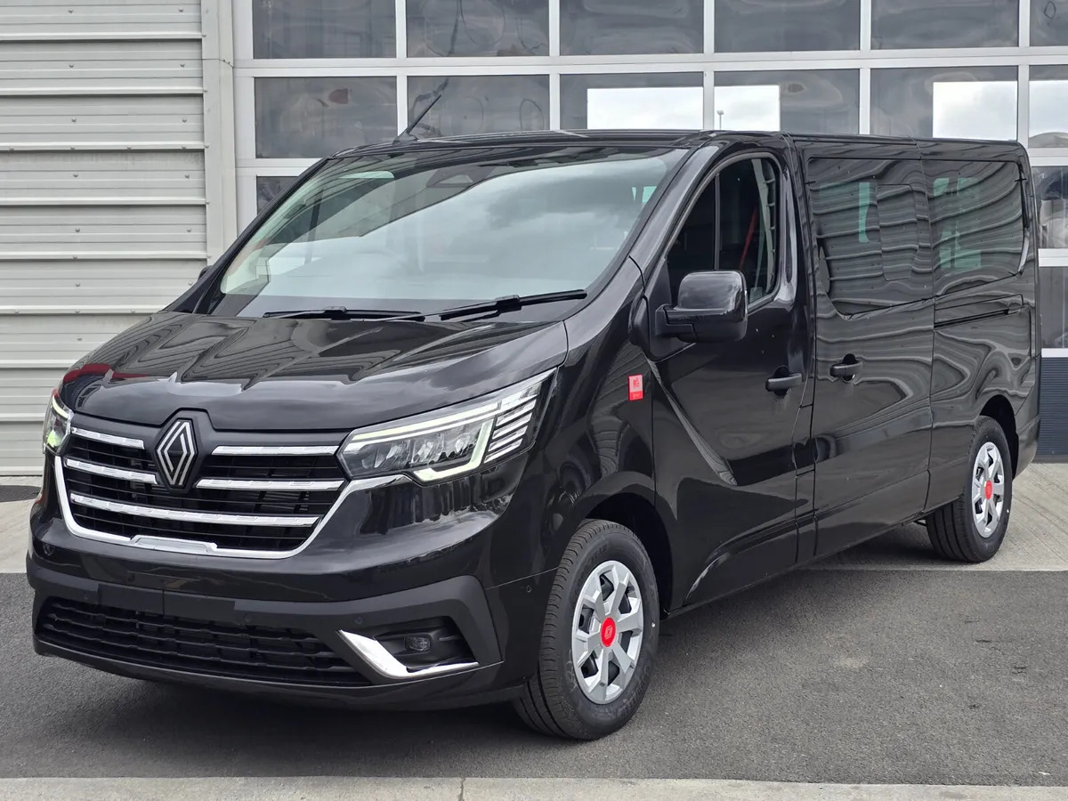 2025 Renault Trafic Combi 170BHP Auto - Mikrobuss: pilt 2 2025 Renault Trafic Combi 170BHP Auto - Mikrobuss: pilt 2