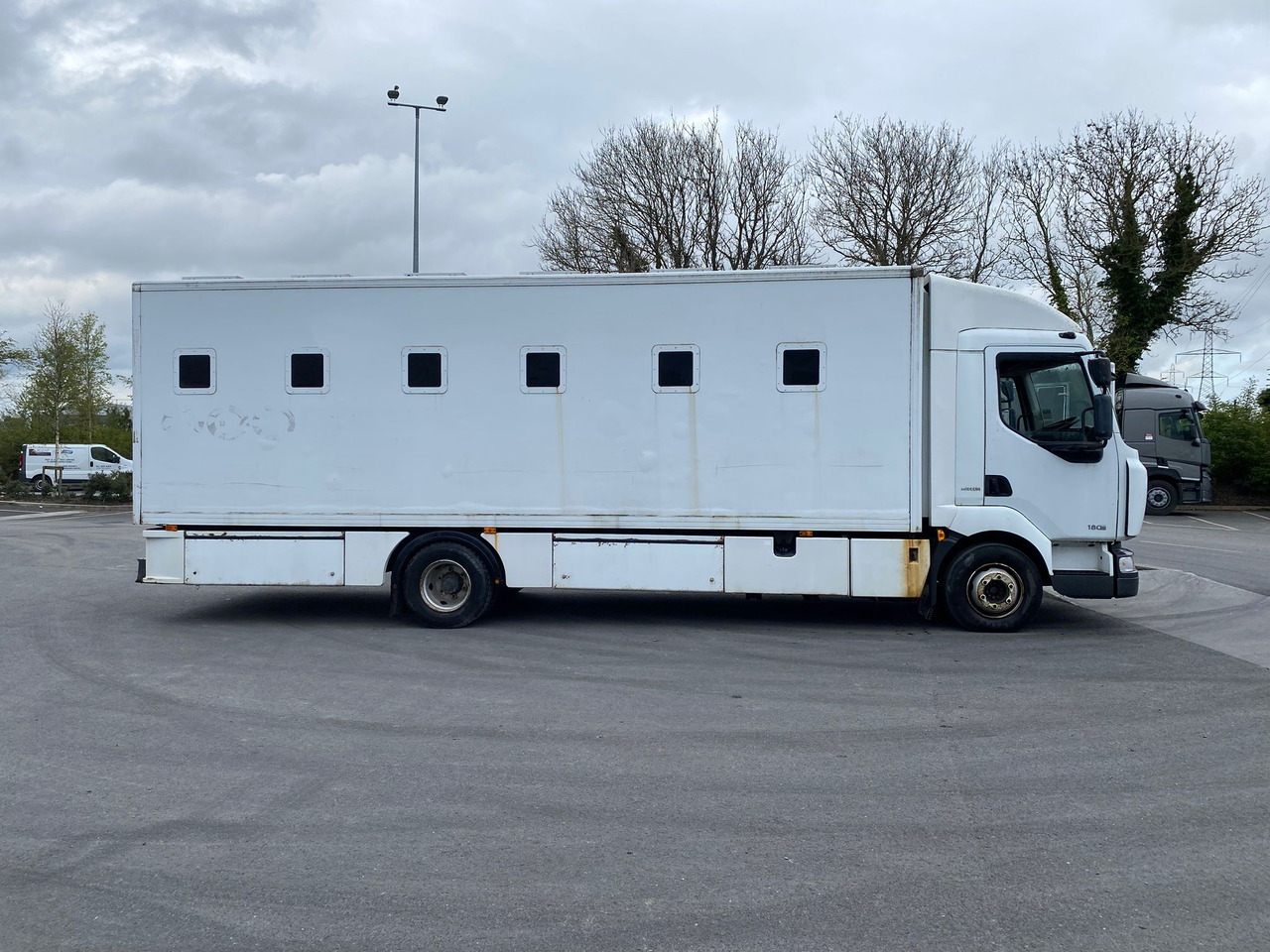 Veoauto 2011 Renault Midlum 180.18 Prison Truck: pilt 6