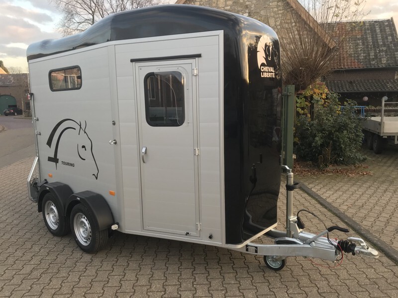CHEVAL Liberte Touring Country met vooruitloop - Hobutreiler: pilt 1 CHEVAL Liberte Touring Country met vooruitloop - Hobutreiler: pilt 1