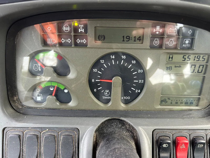 Traktor Deutz M600: pilt 12