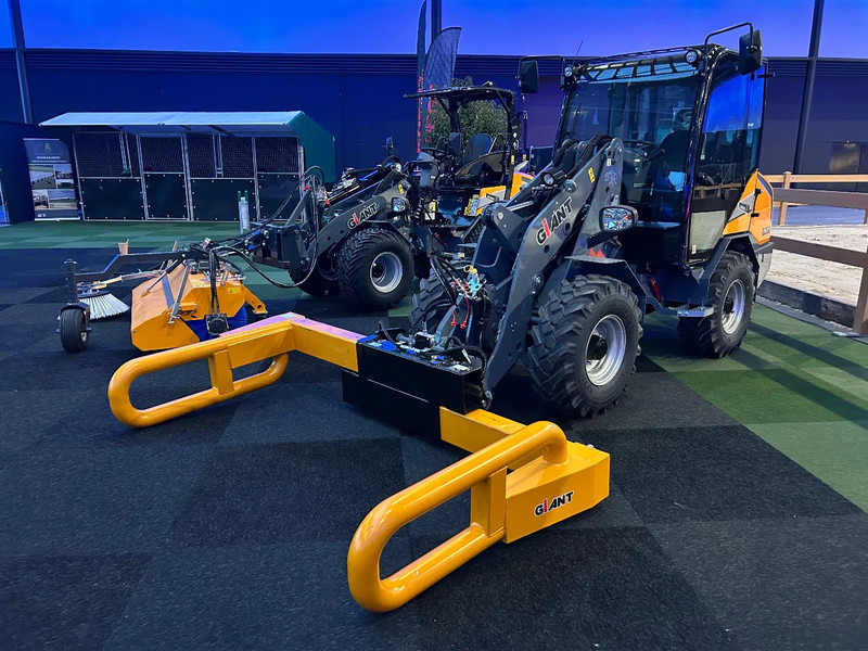 Minilaadur Giant Showmodellen direct leverbaar: pilt 7 Minilaadur Giant Showmodellen direct leverbaar: pilt 7