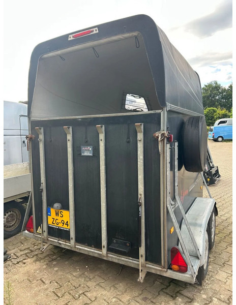 Hotrarijs Hotra E-force 2-Paards polyester trailer - Hobutreiler: pilt 3 Hotrarijs Hotra E-force 2-Paards polyester trailer - Hobutreiler: pilt 3