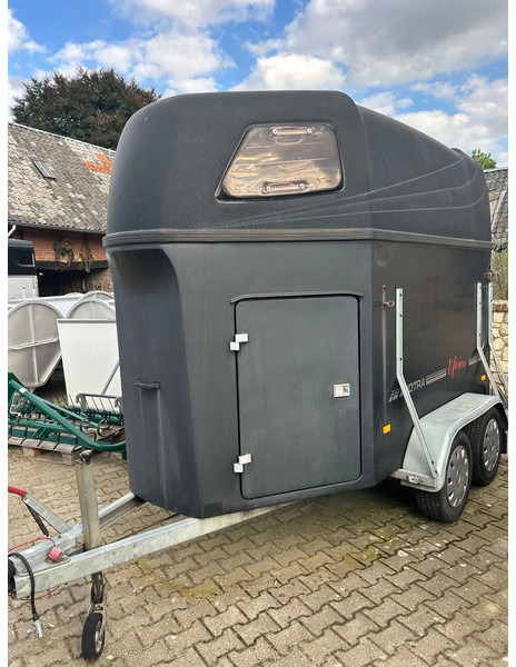 Hotrarijs Hotra E-force 2-Paards polyester trailer - Hobutreiler: pilt 1 Hotrarijs Hotra E-force 2-Paards polyester trailer - Hobutreiler: pilt 1