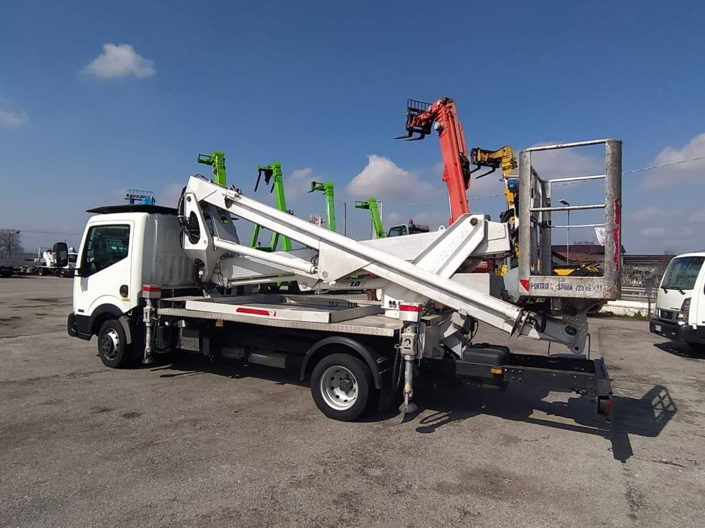 Veoautolt tõusev platvorm Multitel HX200: pilt 10 Veoautolt tõusev platvorm Multitel HX200: pilt 10