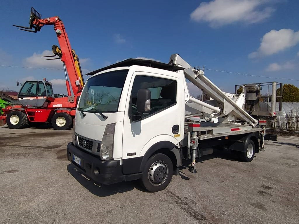 Veoautolt tõusev platvorm Multitel HX200: pilt 16 Veoautolt tõusev platvorm Multitel HX200: pilt 16