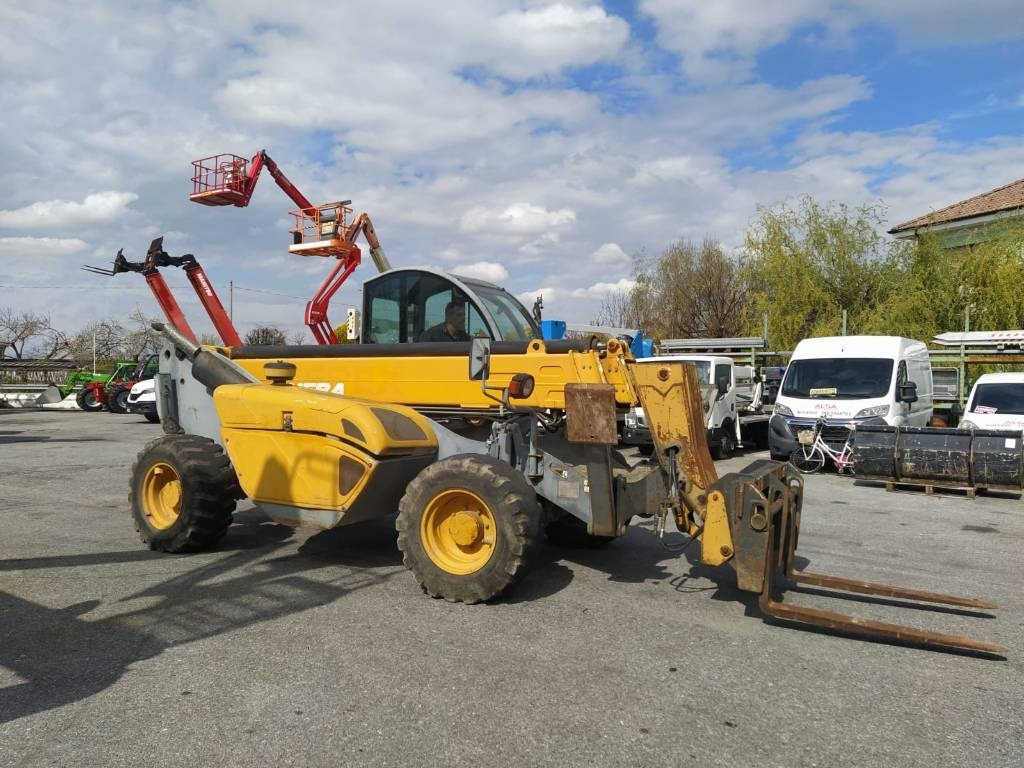 Terex 3713 - Teleskooplaadur: pilt 1 Terex 3713 - Teleskooplaadur: pilt 1