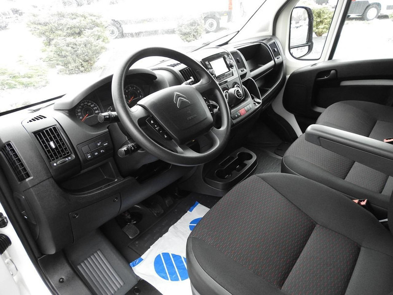 Citroën JUMPER KONTENER WINDA 8 PALET TEMPOMAT NAWIGACJA KLIMATYZACJA 1 - Kasti veoauto: pilt 2 Citroën JUMPER KONTENER WINDA 8 PALET TEMPOMAT NAWIGACJA KLIMATYZACJA 1 - Kasti veoauto: pilt 2