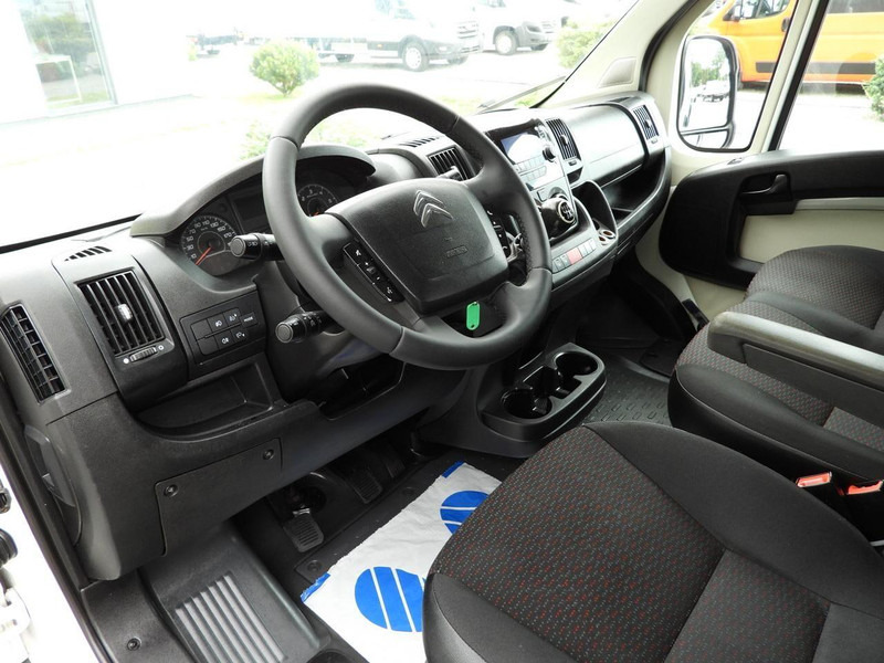 Citroën JUMPER SKRZYNIA PODWÓJNA KABINA DOKA 7 MIEJSC TEMPOMAT KLIMATYZ - Madelauto, Meeskonnaauto: pilt 2 Citroën JUMPER SKRZYNIA PODWÓJNA KABINA DOKA 7 MIEJSC TEMPOMAT KLIMATYZ - Madelauto, Meeskonnaauto: pilt 2