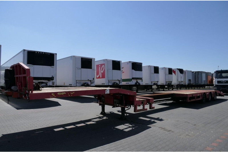 Faymonville NISKOPODWOZIE / ROZCIĄGANA / LAWETA / osie skrętne / wciągarka - Madal platvormpoolhaagis: pilt 5 Faymonville NISKOPODWOZIE / ROZCIĄGANA / LAWETA / osie skrętne / wciągarka - Madal platvormpoolhaagis: pilt 5