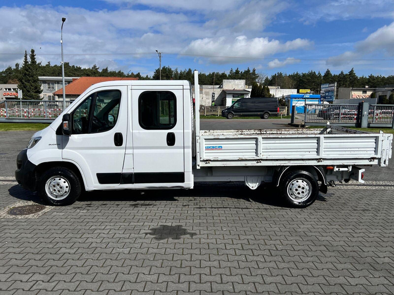 Fiat Ducato Brygadówka Doka 7-miejsc + Skrzynia - Madelauto, Meeskonnaauto: pilt 2 Fiat Ducato Brygadówka Doka 7-miejsc + Skrzynia - Madelauto, Meeskonnaauto: pilt 2
