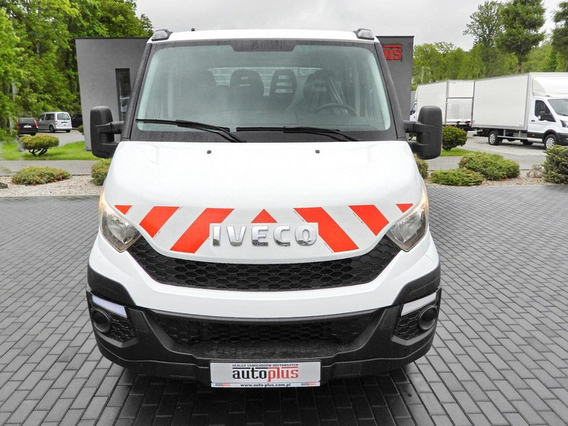 Iveco DAILY 35C13 WYWROTKA PODWÓJNA KABINA DOKA 7 MIEJSC TEMPOMAT BLIŹ - Tarbesõiduk kallur, Meeskonnaauto: pilt 5 Iveco DAILY 35C13 WYWROTKA PODWÓJNA KABINA DOKA 7 MIEJSC TEMPOMAT BLIŹ - Tarbesõiduk kallur, Meeskonnaauto: pilt 5