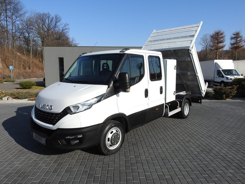 Iveco DAILY 35C14 WYWROTKA PODWÓJNA KABINA DOKA 6 MIEJSC TEMPOMAT KLIM - Tarbesõiduk kallur, Meeskonnaauto: pilt 5 Iveco DAILY 35C14 WYWROTKA PODWÓJNA KABINA DOKA 6 MIEJSC TEMPOMAT KLIM - Tarbesõiduk kallur, Meeskonnaauto: pilt 5