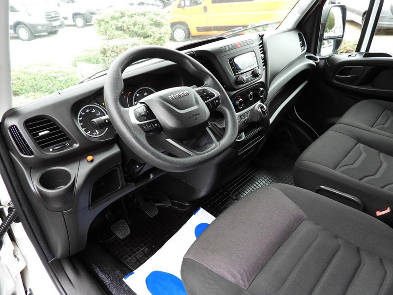 Iveco DAILY 35S18 - Tent tarbesõiduk: pilt 2 Iveco DAILY 35S18 - Tent tarbesõiduk: pilt 2