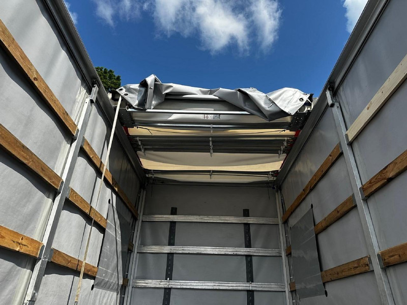 Tent tarbesõiduk Iveco DAILY 35S18 PLANDEKA 10 PALET TEMPOMAT LEDY KLIMATYZACJA 180KM: pilt 12 Tent tarbesõiduk Iveco DAILY 35S18 PLANDEKA 10 PALET TEMPOMAT LEDY KLIMATYZACJA 180KM: pilt 12