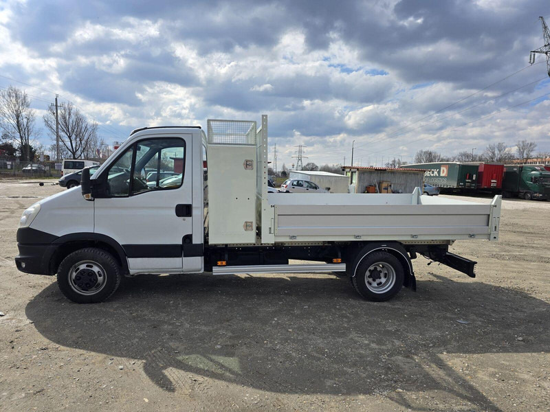 Iveco Daily 35 C 13 - Tipper + tool box - Tarbesõiduk kallur: pilt 5 Iveco Daily 35 C 13 - Tipper + tool box - Tarbesõiduk kallur: pilt 5