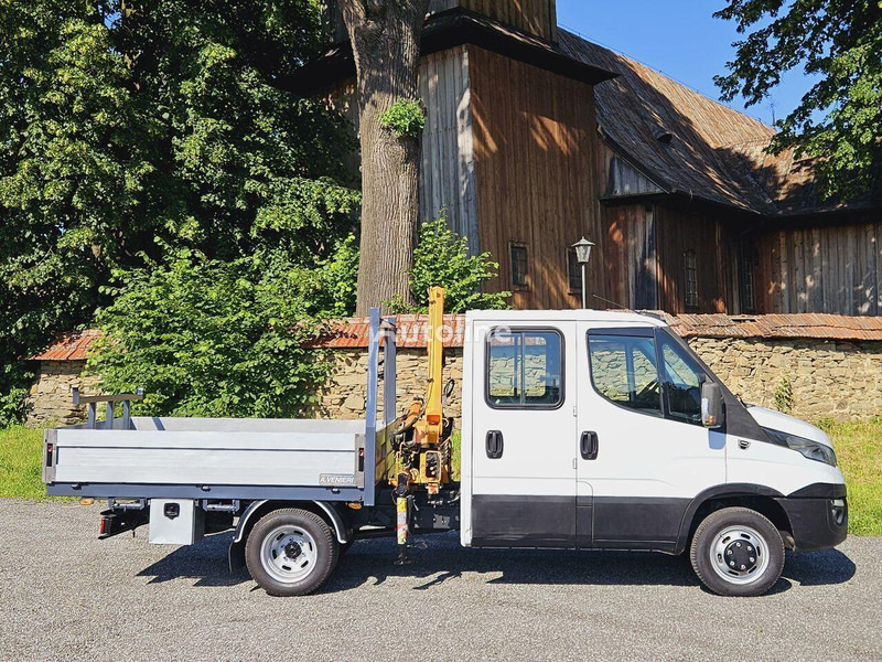 Iveco Daily 35c-15 Doka flatbed + crane Effer - Madelauto, Meeskonnaauto: pilt 5 Iveco Daily 35c-15 Doka flatbed + crane Effer - Madelauto, Meeskonnaauto: pilt 5