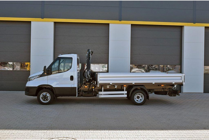 Iveco Daily 50C21H 3 way tipper + crane Hiab T-CLX 029 - Kallurauto, Kraanaga veoauto: pilt 1 Iveco Daily 50C21H 3 way tipper + crane Hiab T-CLX 029 - Kallurauto, Kraanaga veoauto: pilt 1