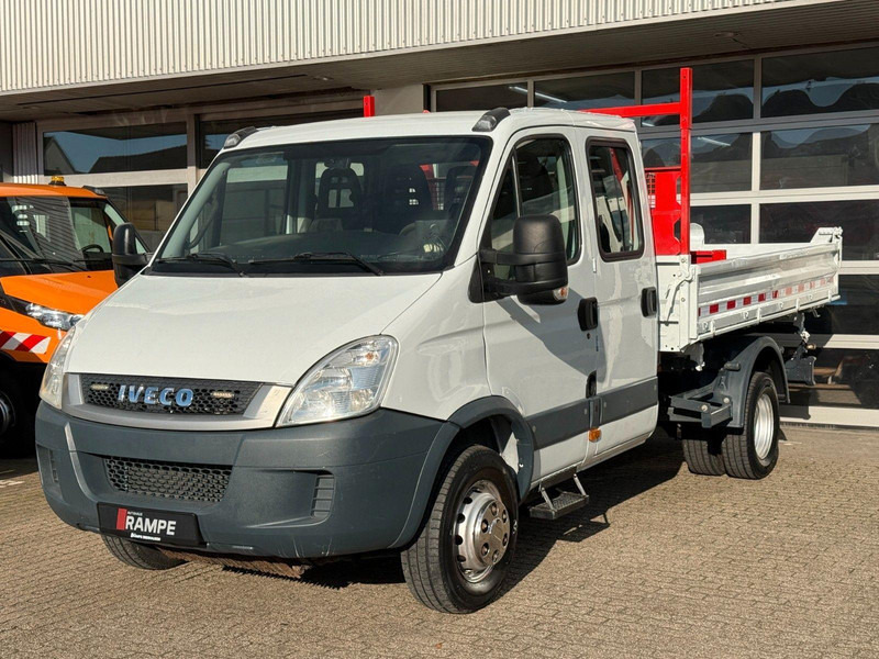 Iveco Daily 70C17 Doka Three sided M Tipper + Crane - Kallurauto, Kraanaga veoauto: pilt 3 Iveco Daily 70C17 Doka Three sided M Tipper + Crane - Kallurauto, Kraanaga veoauto: pilt 3