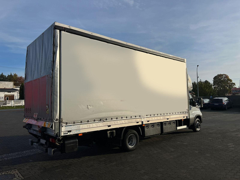 Iveco Daily 72C18 70C18 CURTAINE TILT+LIFT 1.HAND LED FULL OPTION - Tent veoauto: pilt 5 Iveco Daily 72C18 70C18 CURTAINE TILT+LIFT 1.HAND LED FULL OPTION - Tent veoauto: pilt 5