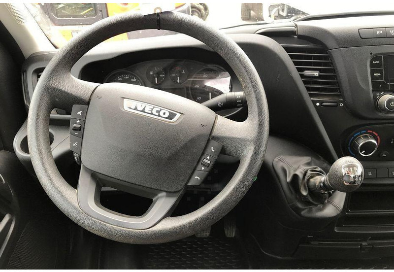 Iveco Daily CCB 35S14 D - Doka flatbed 4x4 - Madelauto, Meeskonnaauto: pilt 4 Iveco Daily CCB 35S14 D - Doka flatbed 4x4 - Madelauto, Meeskonnaauto: pilt 4