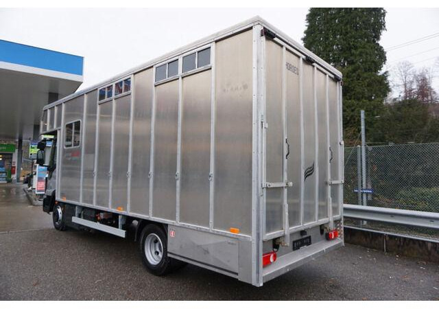 Iveco EUROCARGO 80-190 Lószállító - Loomaveok: pilt 5 Iveco EUROCARGO 80-190 Lószállító - Loomaveok: pilt 5