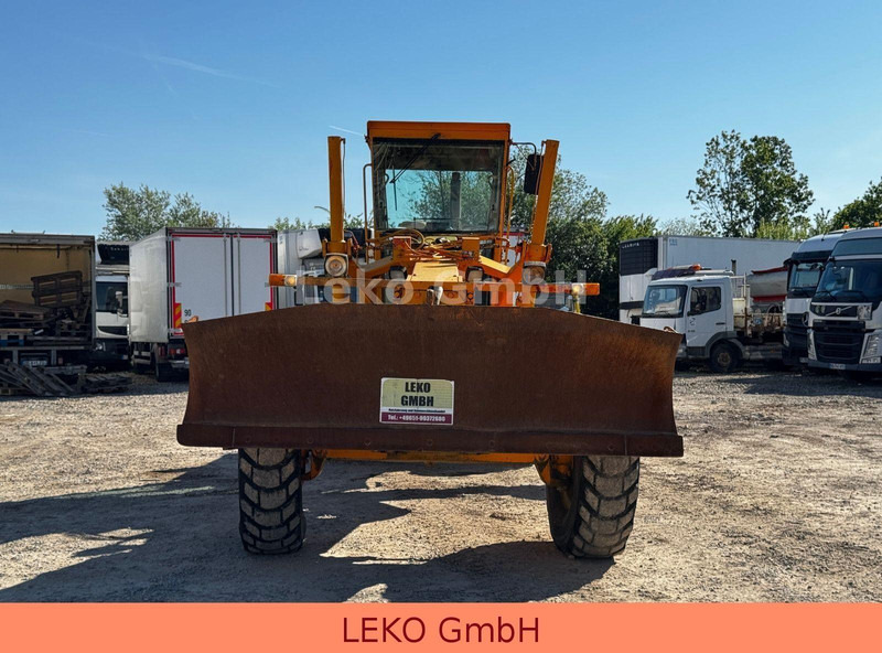 John Deere 770B - Teehöövel: pilt 2 John Deere 770B - Teehöövel: pilt 2