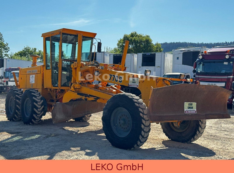 John Deere 770B - Teehöövel: pilt 1 John Deere 770B - Teehöövel: pilt 1