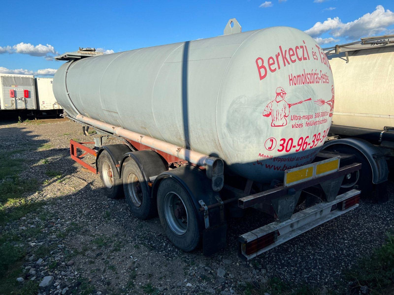 Kaiser FEM-KER - Tsistern poolhaagis: pilt 3 Kaiser FEM-KER - Tsistern poolhaagis: pilt 3