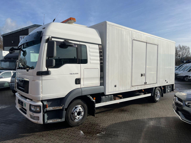 MAN TGL 8.220 Abschlepper*Geschlossen*Aufgelastet* - Treilerveoauto: pilt 1 MAN TGL 8.220 Abschlepper*Geschlossen*Aufgelastet* - Treilerveoauto: pilt 1