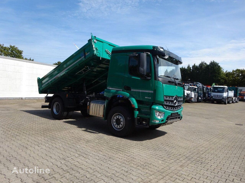 Mercedes-Benz 1843 Arocs 3 way Meiller tipper - Kallurauto: pilt 3 Mercedes-Benz 1843 Arocs 3 way Meiller tipper - Kallurauto: pilt 3