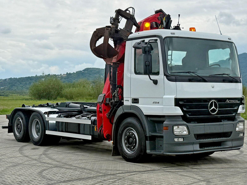 Mercedes-Benz ACTROS 2541 ABROLLKIPPER EPSILON E140Z81 TOP - Konkstõstukiga veoauto, Kraanaga veoauto: pilt 3 Mercedes-Benz ACTROS 2541 ABROLLKIPPER EPSILON E140Z81 TOP - Konkstõstukiga veoauto, Kraanaga veoauto: pilt 3