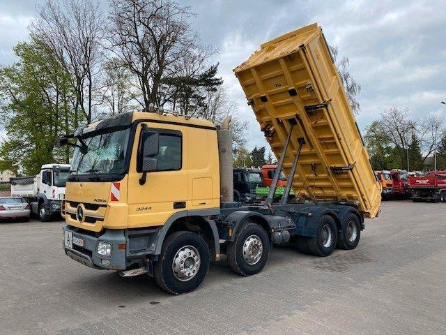 Mercedes-Benz ACTROS 3244 MP3 - Kallurauto: pilt 1 Mercedes-Benz ACTROS 3244 MP3 - Kallurauto: pilt 1