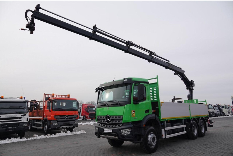 Mercedes-Benz AROCS 2636 / 6x4 / SKRZYNIOWY- 6,5 M / + HDS HIAB 4x wysów: 13 m - Madelveok/ Platvormveok, Kraanaga veoauto: pilt 2 Mercedes-Benz AROCS 2636 / 6x4 / SKRZYNIOWY- 6,5 M / + HDS HIAB 4x wysów: 13 m - Madelveok/ Platvormveok, Kraanaga veoauto: pilt 2