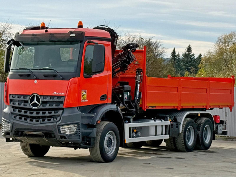 Mercedes-Benz AROCS 2640 *HIAB 144 BS - 3/FUNK + * 6x4 - Kallurauto, Kraanaga veoauto: pilt 4 Mercedes-Benz AROCS 2640 *HIAB 144 BS - 3/FUNK + * 6x4 - Kallurauto, Kraanaga veoauto: pilt 4