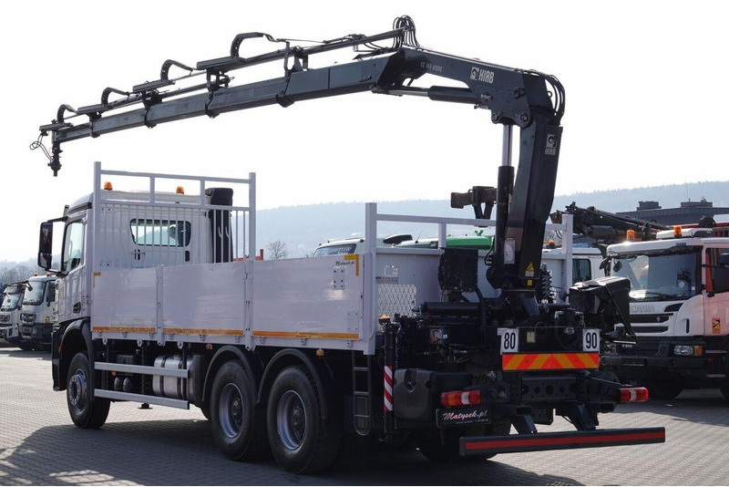 Mercedes-Benz AROCS 2643 / 6x4 / SKRZYNIOWY- 6,8 m / + HDS HIAB 144 wysów: 13 - Madelveok/ Platvormveok, Kraanaga veoauto: pilt 4 Mercedes-Benz AROCS 2643 / 6x4 / SKRZYNIOWY- 6,8 m / + HDS HIAB 144 wysów: 13 - Madelveok/ Platvormveok, Kraanaga veoauto: pilt 4