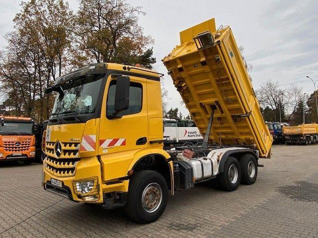 Mercedes-Benz AROCS 2648 - Kallurauto: pilt 1 Mercedes-Benz AROCS 2648 - Kallurauto: pilt 1