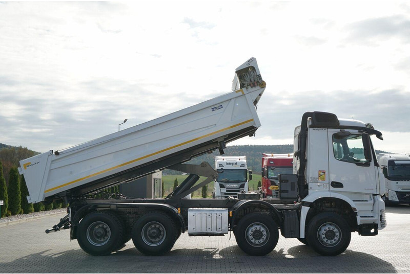 Mercedes-Benz AROCS 3243 / 8x4 / WYWROTKA DWUSTRONNA / HYDROBURTA / BORDMATIC - Kallurauto: pilt 5 Mercedes-Benz AROCS 3243 / 8x4 / WYWROTKA DWUSTRONNA / HYDROBURTA / BORDMATIC - Kallurauto: pilt 5