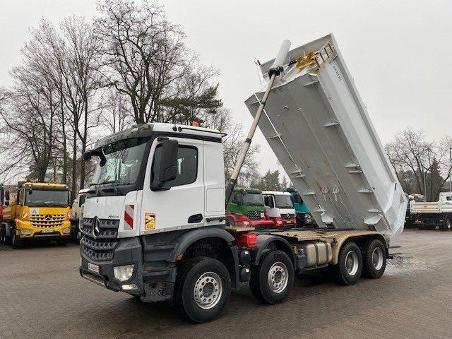Mercedes-Benz AROCS 3743 - Kallurauto: pilt 1 Mercedes-Benz AROCS 3743 - Kallurauto: pilt 1