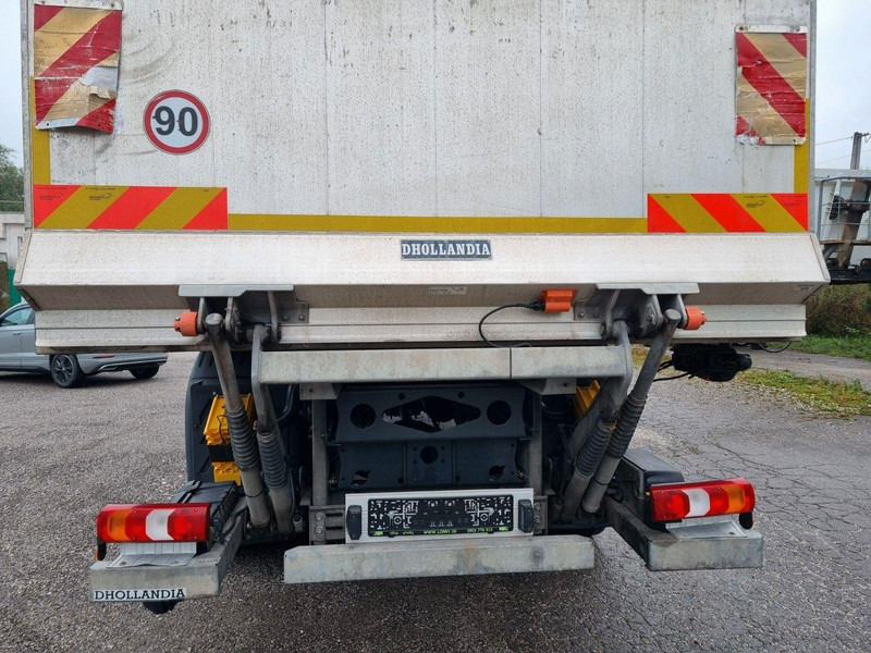 Mercedes-Benz ATEGO 1323 4x4 Refrigerated CARRIER XARIOS 600MT + Tail Lift - Külmutiga veoauto: pilt 4 Mercedes-Benz ATEGO 1323 4x4 Refrigerated CARRIER XARIOS 600MT + Tail Lift - Külmutiga veoauto: pilt 4