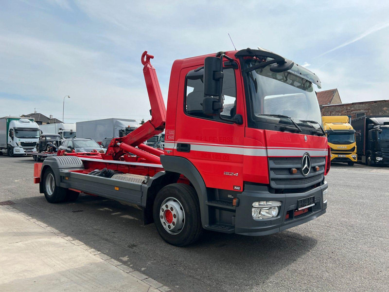 Mercedes-Benz ATEGO 1524, ABROLLKIPPER HIAB 1570MM - Madelveok/ Platvormveok, Kraanaga veoauto: pilt 3 Mercedes-Benz ATEGO 1524, ABROLLKIPPER HIAB 1570MM - Madelveok/ Platvormveok, Kraanaga veoauto: pilt 3