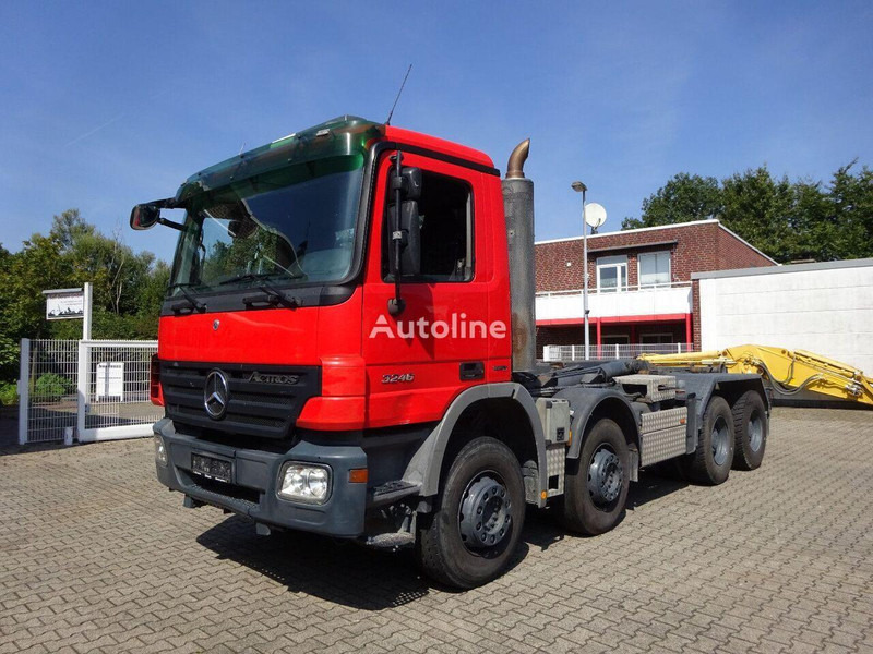 Mercedes-Benz Actros 3246 - Hook lift truck - Konkstõstukiga veoauto: pilt 1 Mercedes-Benz Actros 3246 - Hook lift truck - Konkstõstukiga veoauto: pilt 1