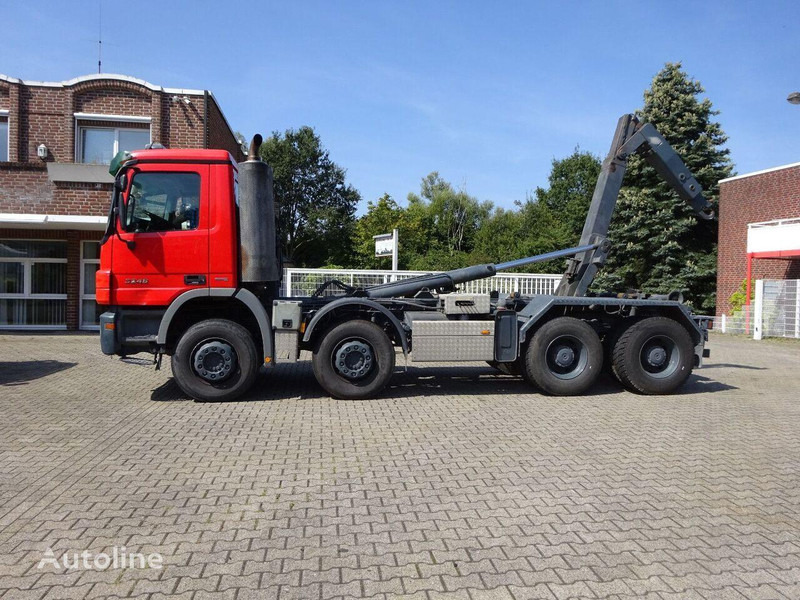 Mercedes-Benz Actros 3246 - Hook lift truck - Konkstõstukiga veoauto: pilt 4 Mercedes-Benz Actros 3246 - Hook lift truck - Konkstõstukiga veoauto: pilt 4