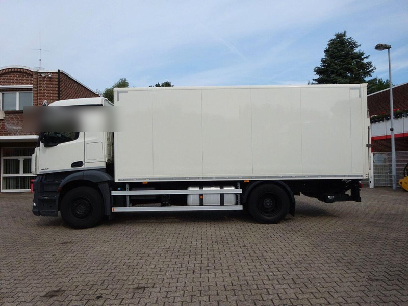 Mercedes-Benz Antos 1842 - Box truck - Kasti veoauto: pilt 3 Mercedes-Benz Antos 1842 - Box truck - Kasti veoauto: pilt 3