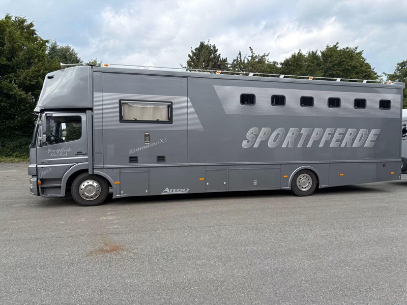 Mercedes-Benz Atego 1529 - Horse transporter - Hobuseauto: pilt 4 Mercedes-Benz Atego 1529 - Horse transporter - Hobuseauto: pilt 4