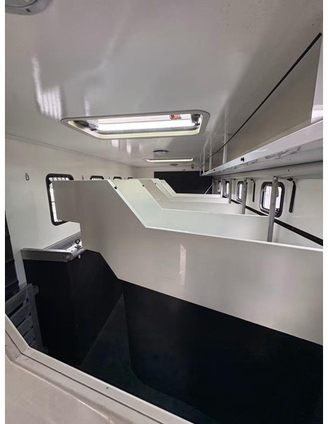 Mercedes-Benz Atego 1529 - Horse transporter - Hobuseauto: pilt 5 Mercedes-Benz Atego 1529 - Horse transporter - Hobuseauto: pilt 5