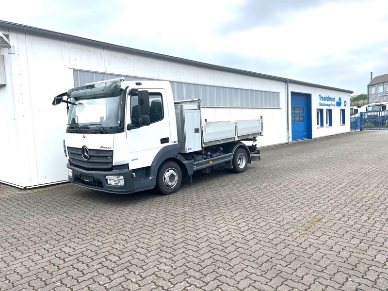 Mercedes-Benz Atego 3 8.18 4x2 3 Seiten Kipper - Kallurauto: pilt 4 Mercedes-Benz Atego 3 8.18 4x2 3 Seiten Kipper - Kallurauto: pilt 4