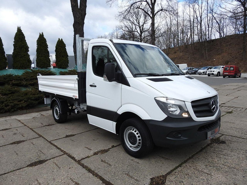 Mercedes-Benz SPRINTER 316 WYWROTKA TRÓJSTRONNA KLIMATYZACJA TEMPOMAT AUTOAM - Tarbesõiduk kallur: pilt 4 Mercedes-Benz SPRINTER 316 WYWROTKA TRÓJSTRONNA KLIMATYZACJA TEMPOMAT AUTOAM - Tarbesõiduk kallur: pilt 4