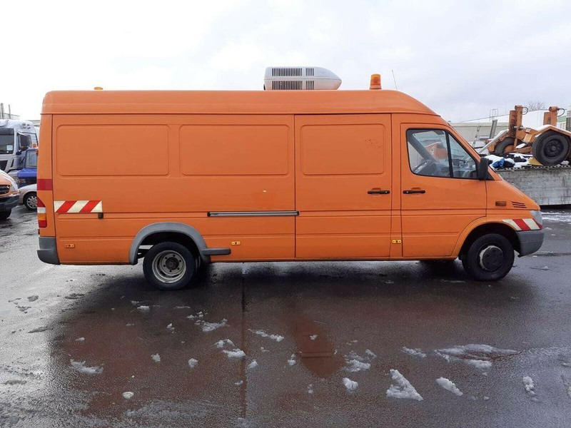 Mercedes-Benz Sprinter 413 - Vaakumveok: pilt 4 Mercedes-Benz Sprinter 413 - Vaakumveok: pilt 4