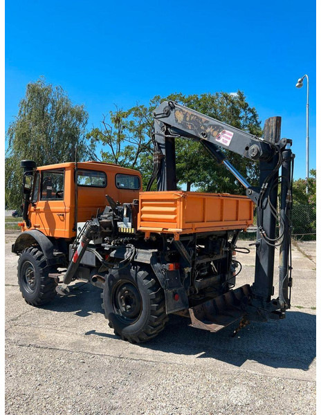 Mercedes-Benz UNIMOG - Kallurauto, Kraanaga veoauto: pilt 4 Mercedes-Benz UNIMOG - Kallurauto, Kraanaga veoauto: pilt 4