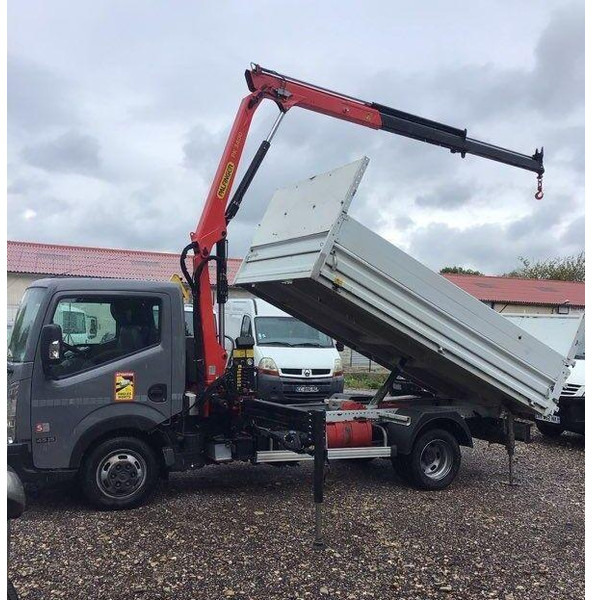 Nissan NT400 - Tipper+crane - Kallurauto, Kraanaga veoauto: pilt 4 Nissan NT400 - Tipper+crane - Kallurauto, Kraanaga veoauto: pilt 4